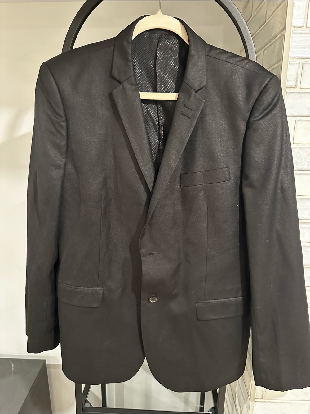 Men's Black Single-Button Tailored Suit Jacket